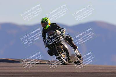 media/Nov-06-2023-Moto Forza (Mon) [[ce023d0744]]/4-Beginner Group/Session 5 (Turn 9)/